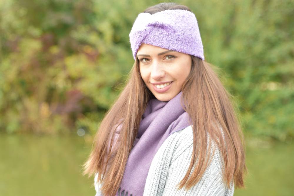 Stylebreaker Feinstrick Stirnband meliert mit Twist Knoten Nur noch ein Tag übrig