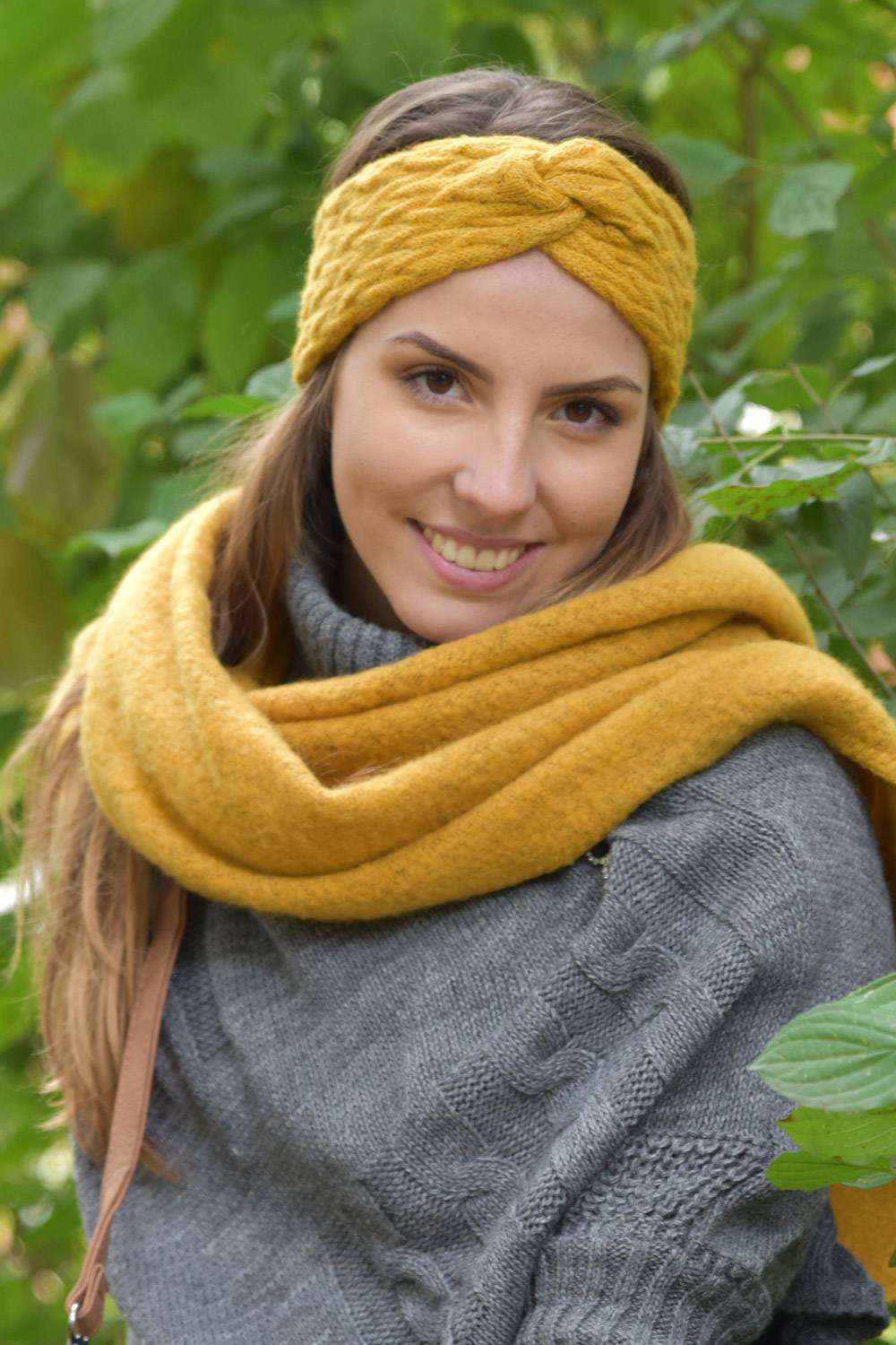 Stylebreaker Strick Stirnband mit Zopfmuster und Twist Knoten Kostenloser Versand international