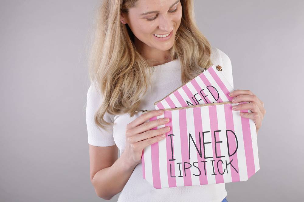Stylebreaker Gestreifte Beautybag I NEED LIPSTICK Muttertagsangebot