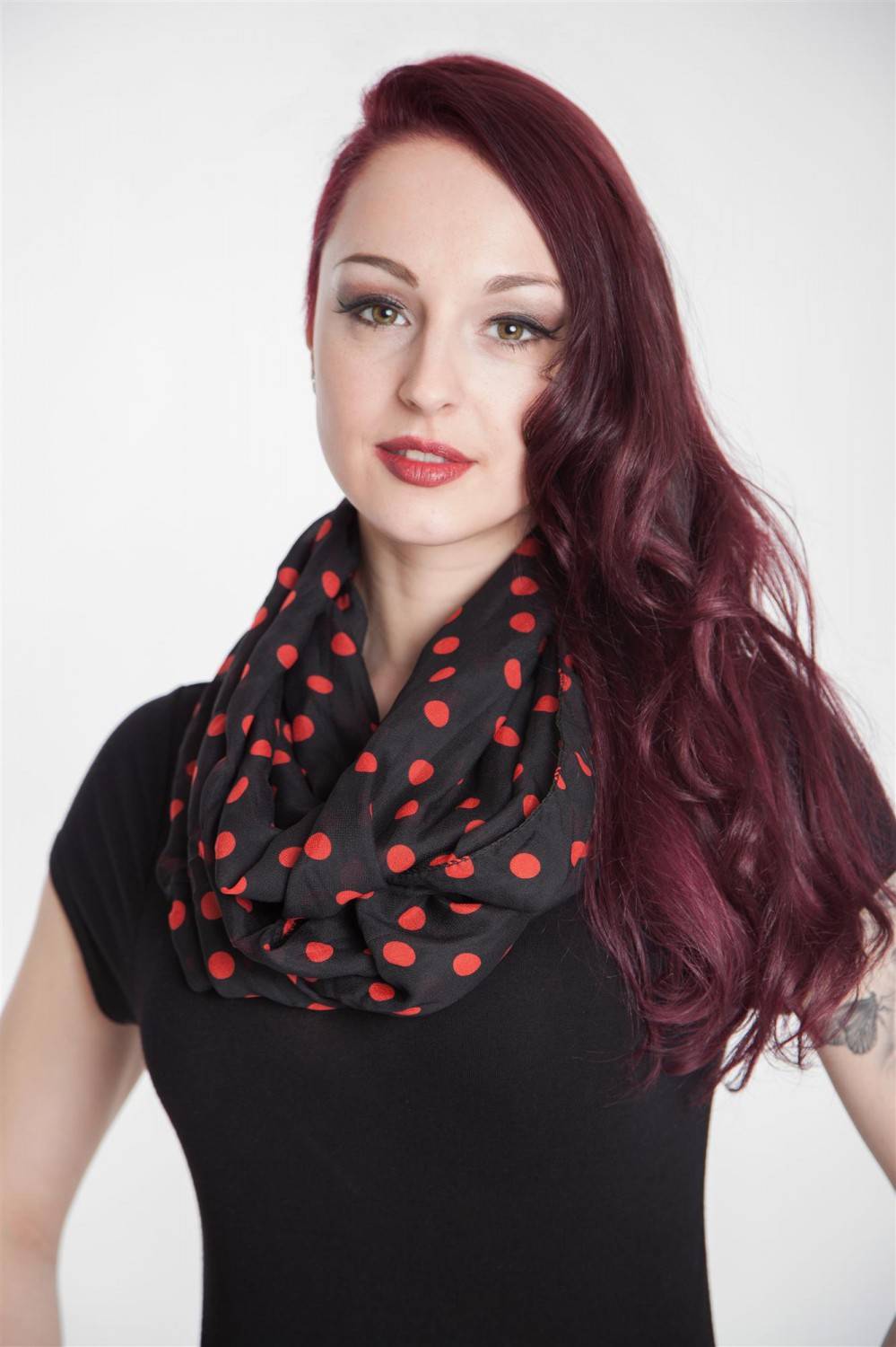 Stylebreaker Seidiger Loop mit Punkte Muster Sonderangebote